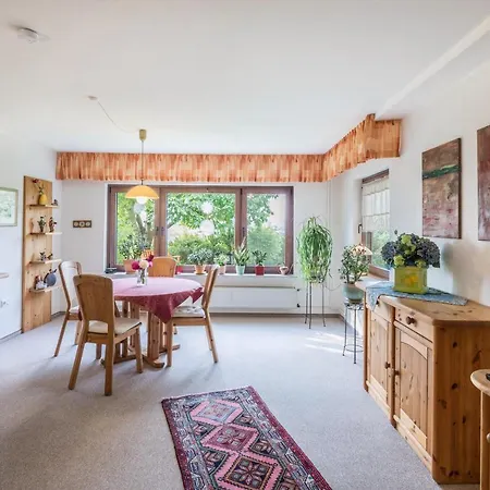 Haus-schirmer Apartment *