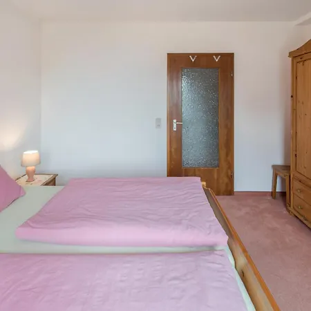 Apartment Haus-schirmer